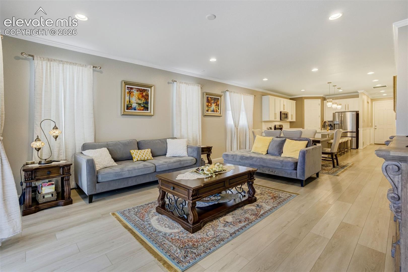 5689 Mammoth Lane, photo 6