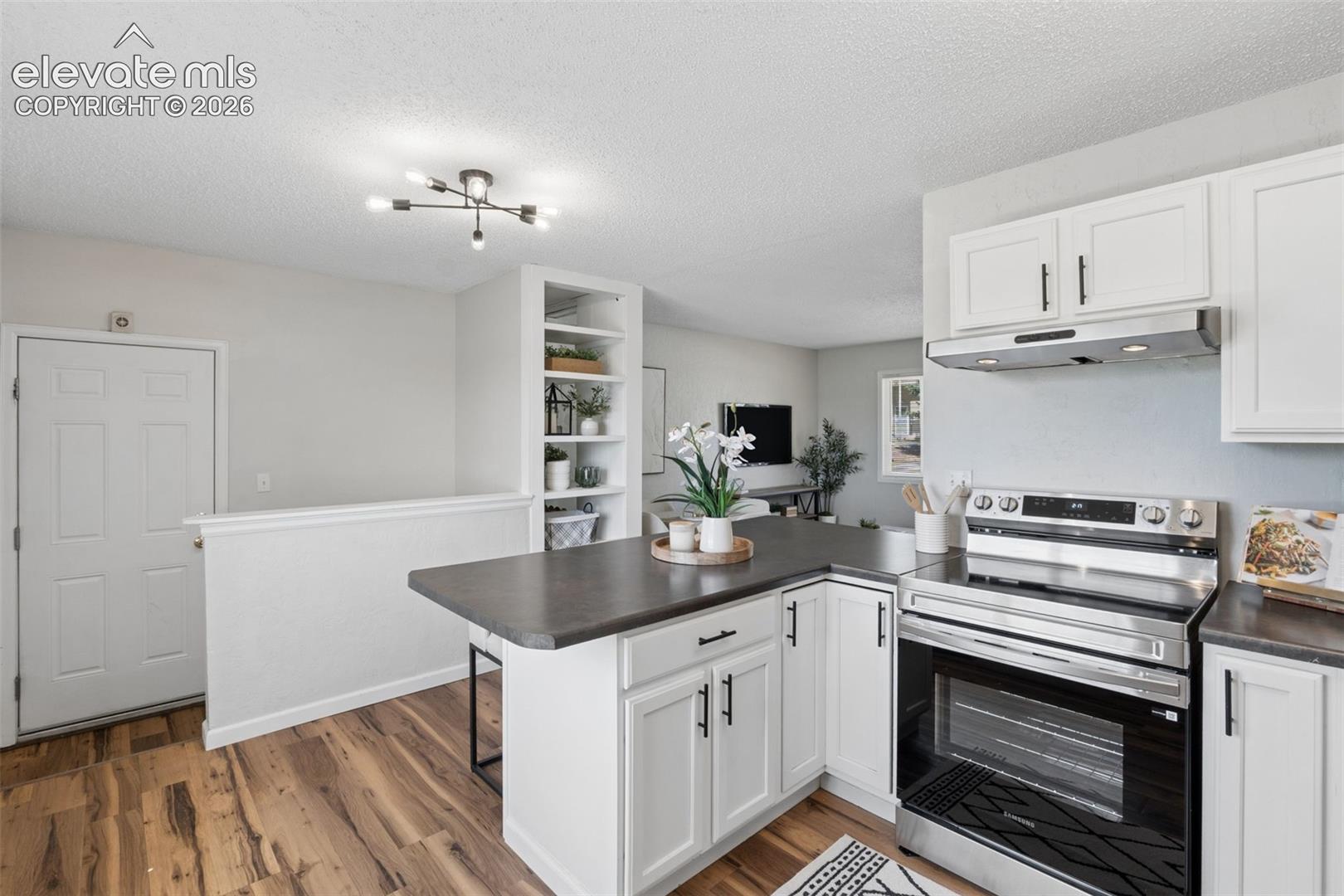 Listing photo 9 for 4777 N Sleepy Hollow Circle