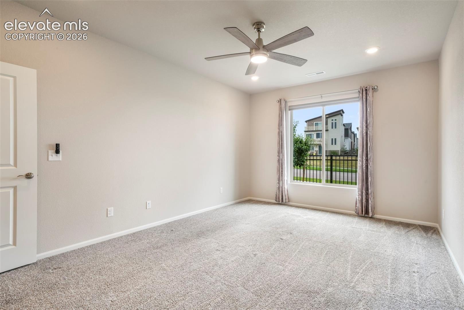 5697 Torrisdale View, photo 35