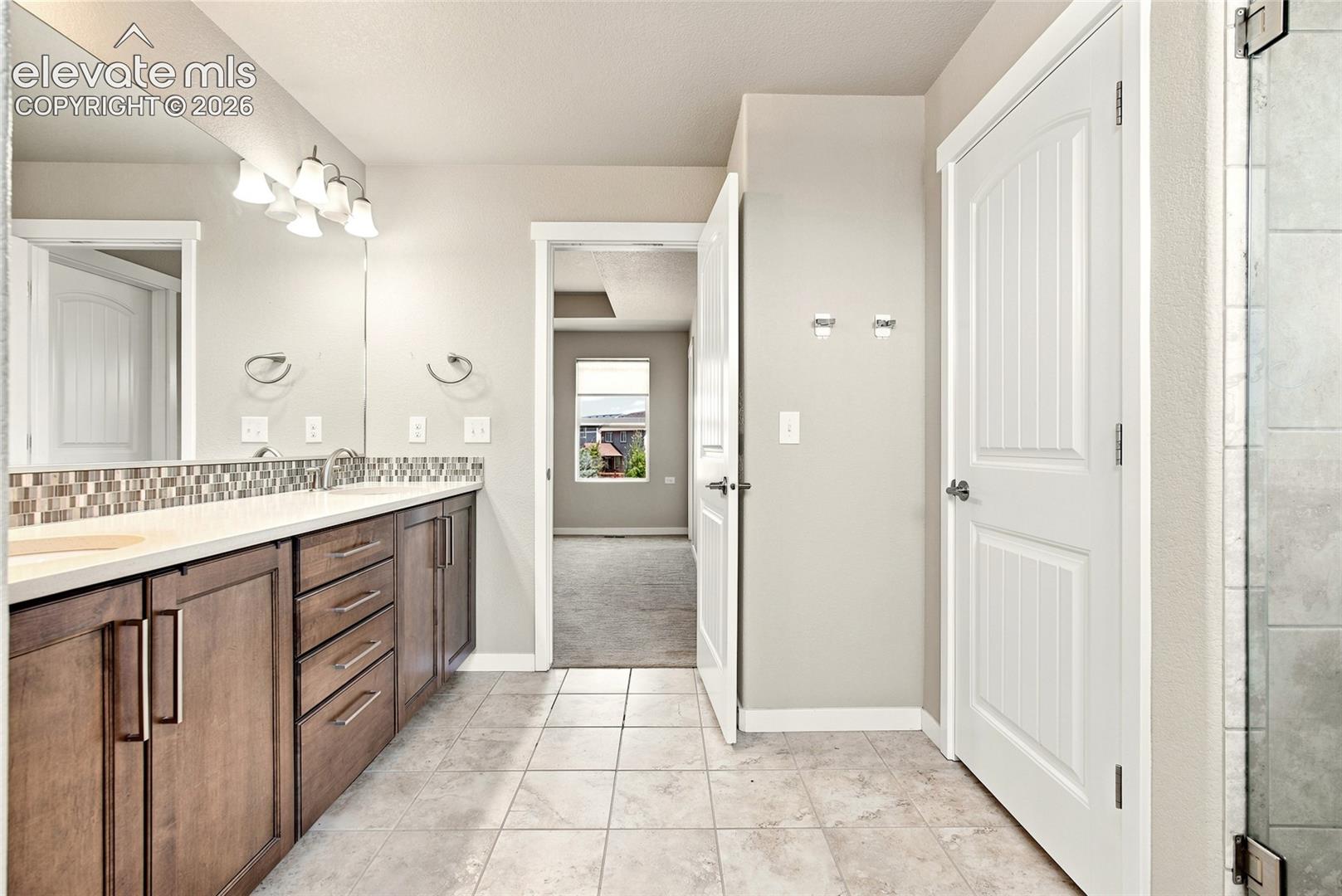 Listing photo 27 for 2382 Pelican Bay Drive