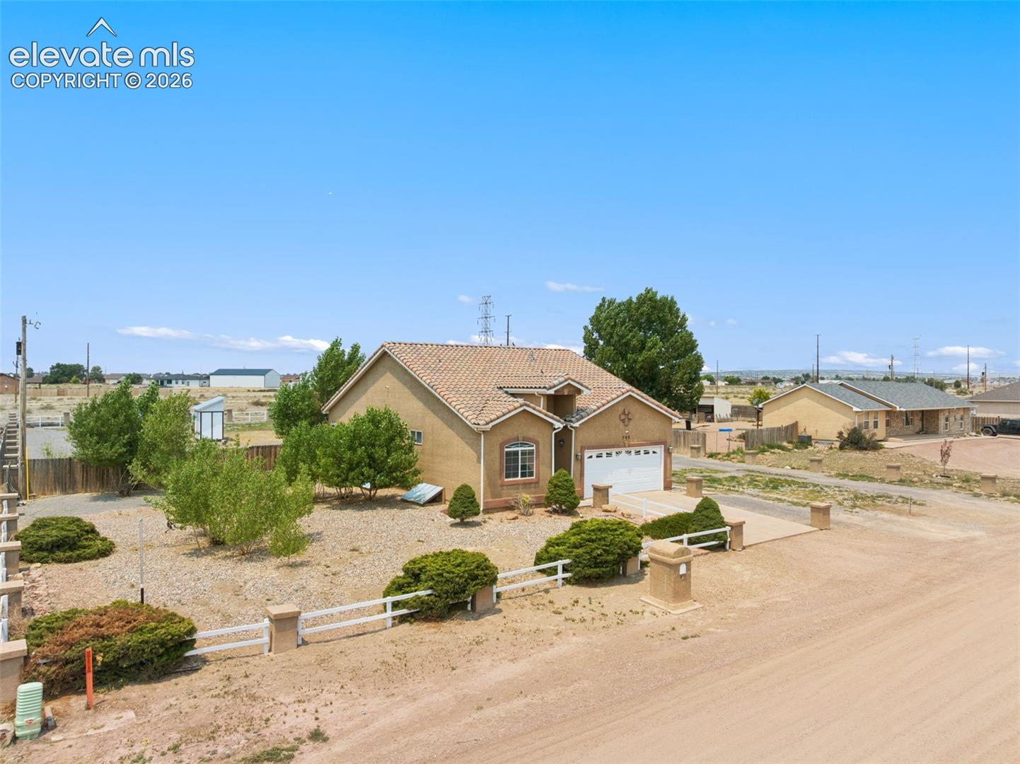 Listing photo 32 for 703 N Canvas Drive
