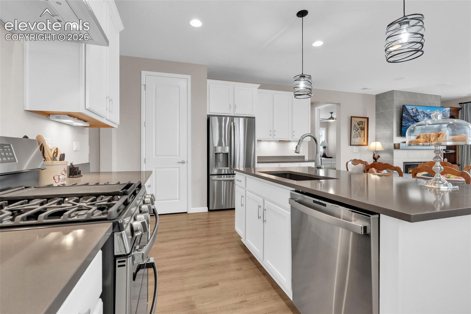 Listing photo 12 for 1592 Maggie Mae Lane