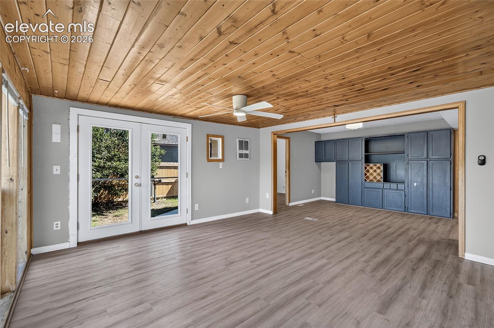 Listing photo 11 for 2236 Vintage Drive