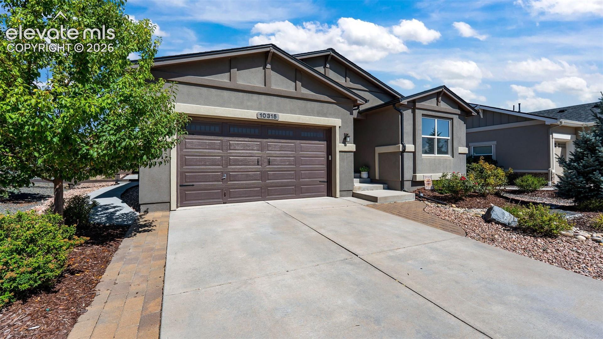 Listing photo 2 for 10315 Rifle Falls Way