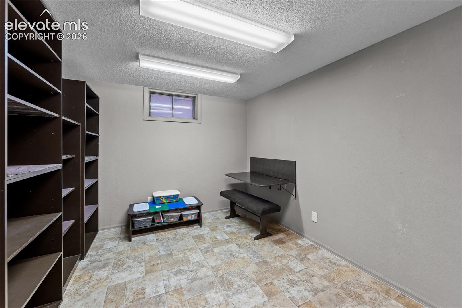 Listing photo 22 for 2227 Saranac Drive