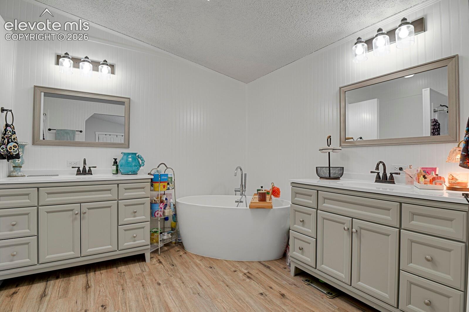 Listing photo 23 for 2329 Southpark Road