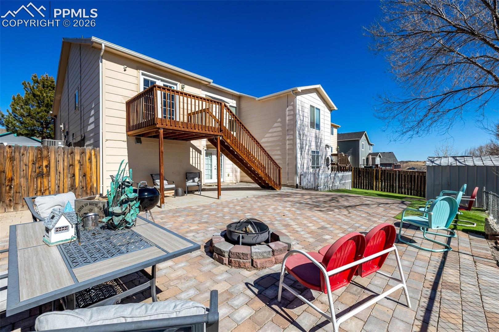 Listing photo 32 for 830 Winebrook Way