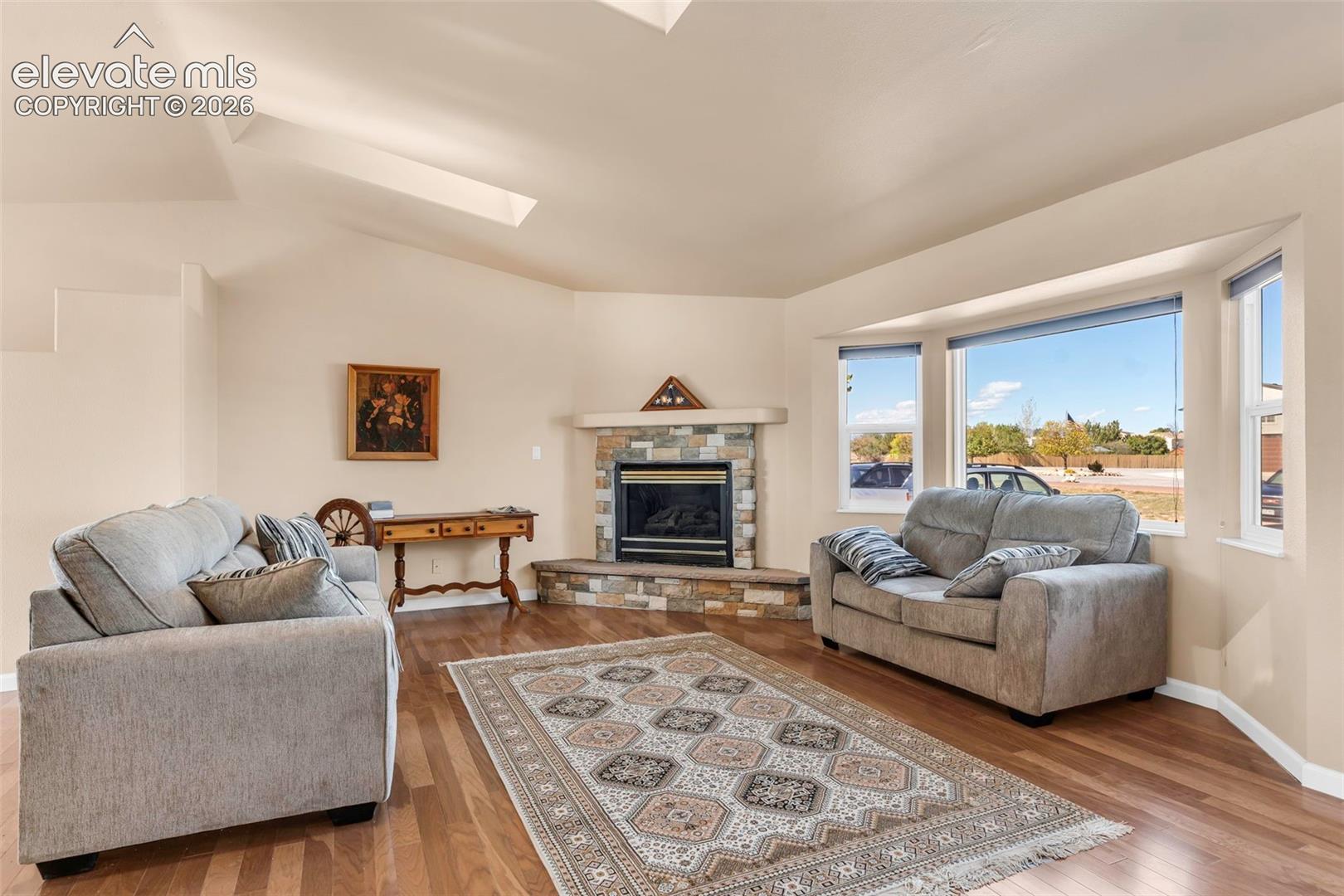 Listing photo 5 for 1172 W Bella Casa Drive