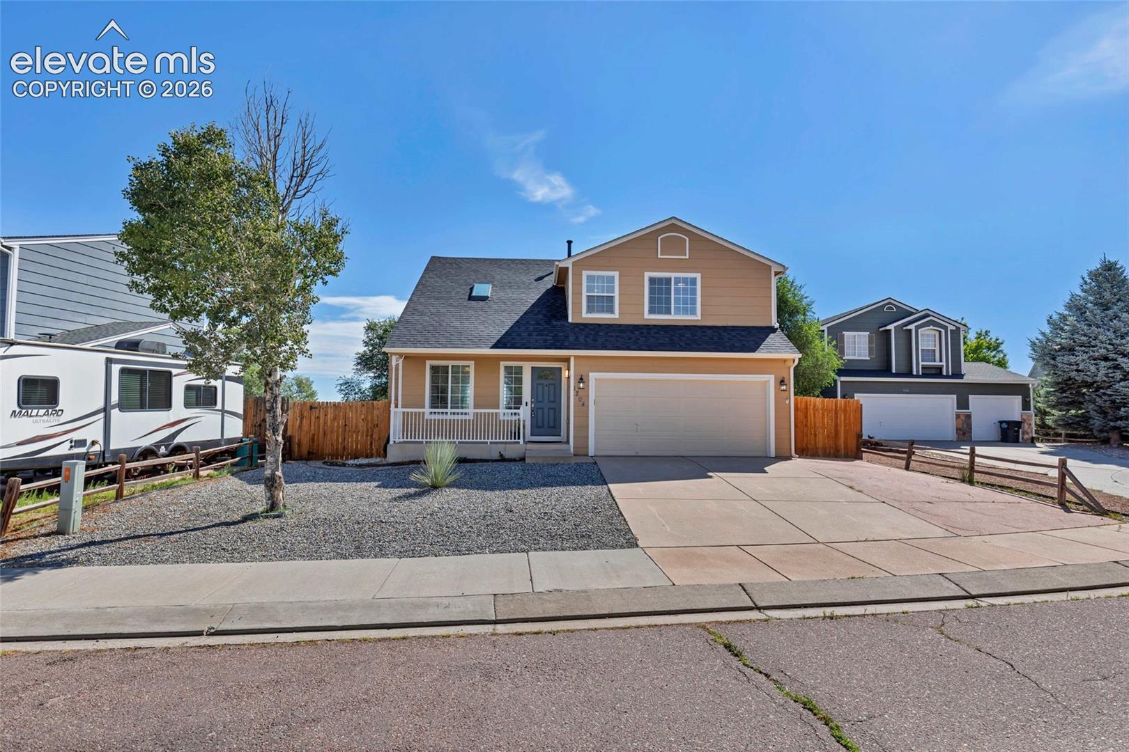 Listing photo 4 for 1204 White Stone Way