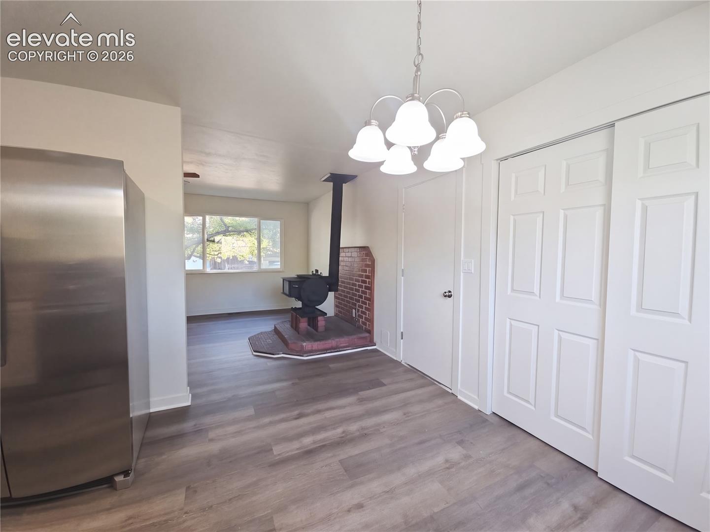 Listing photo 7 for 1136 Cambridge Avenue