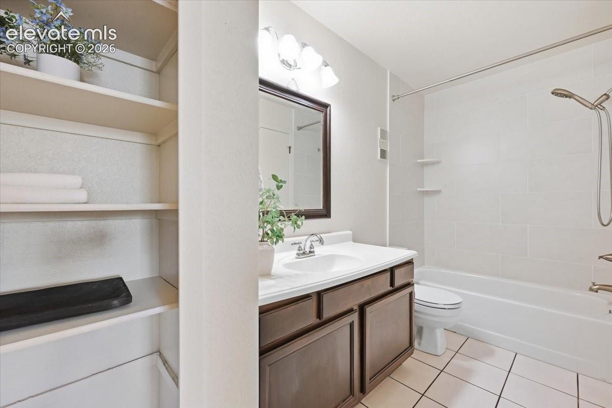 3835 Dewpoint Drive, photo 20