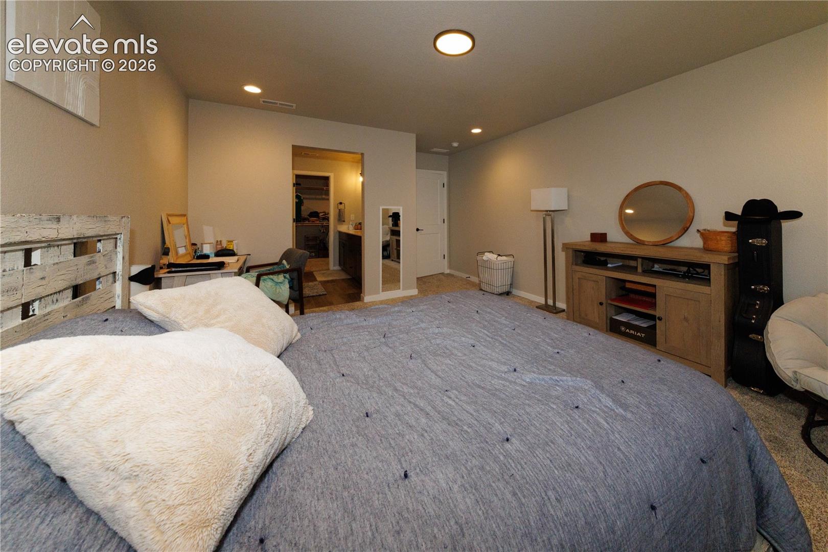 Listing photo 14 for 452 Indian Grass Street