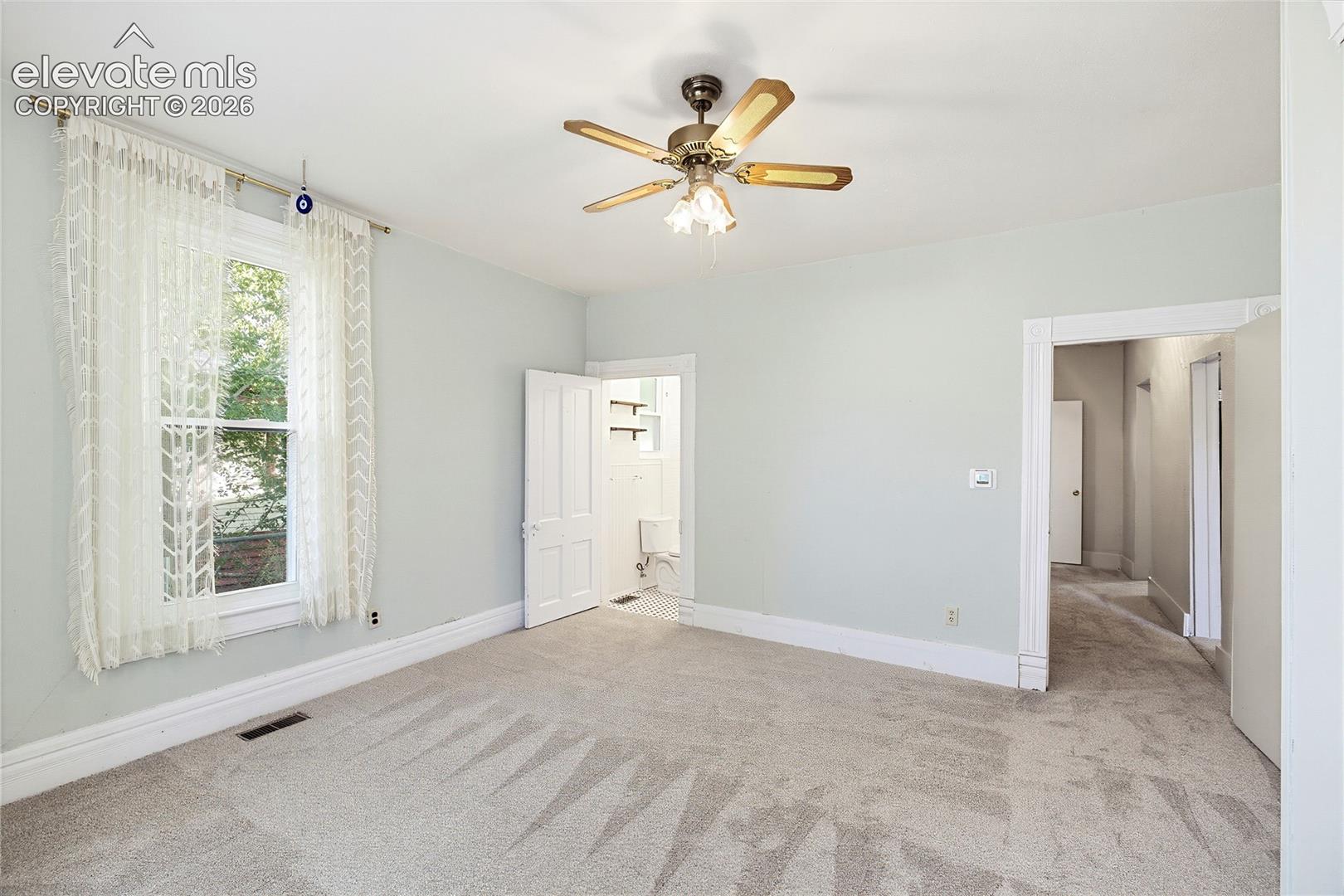 Listing photo 23 for 621 E Cache La Poudre Street