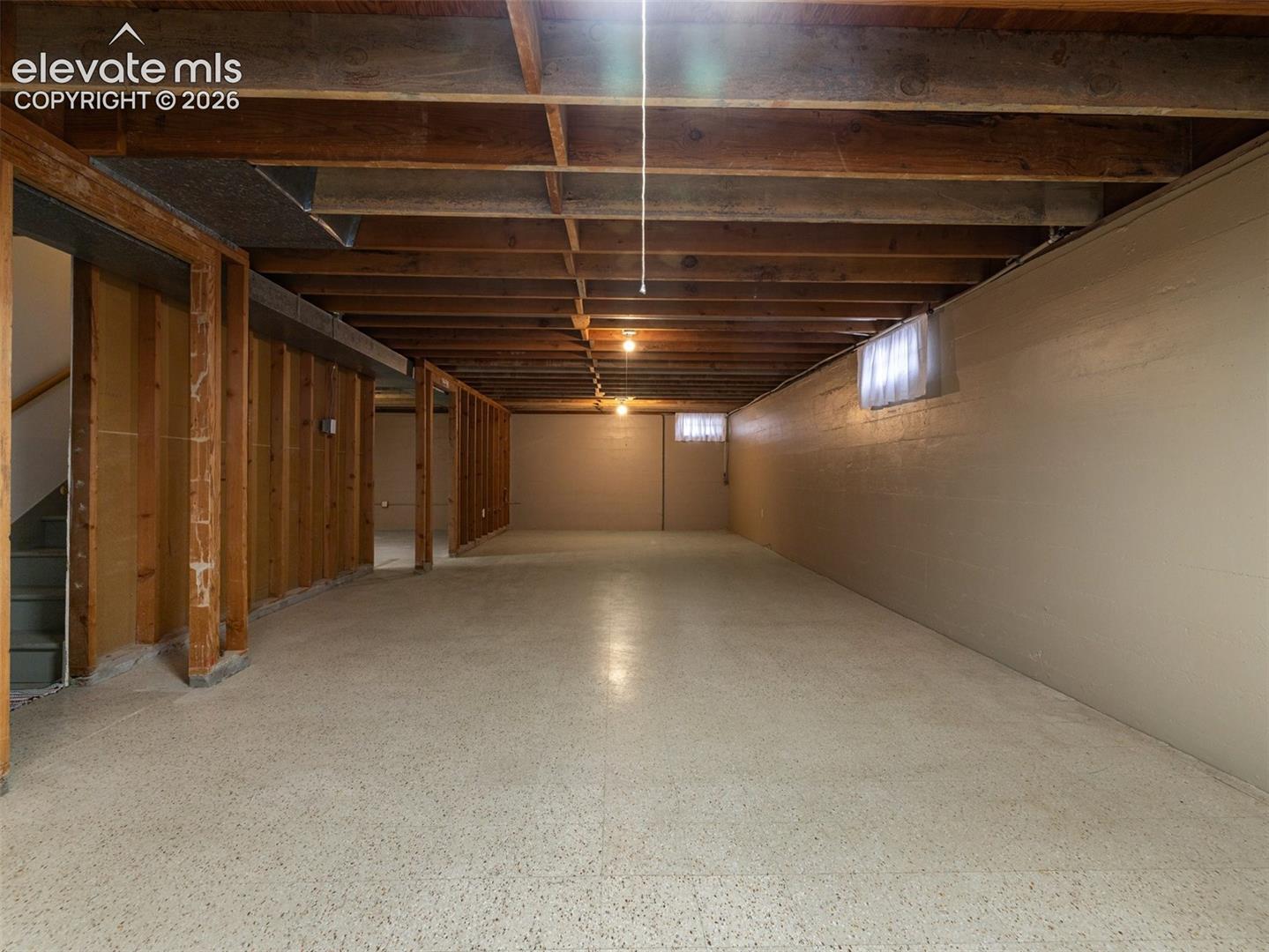 Listing photo 25 for 321 W Adams Avenue