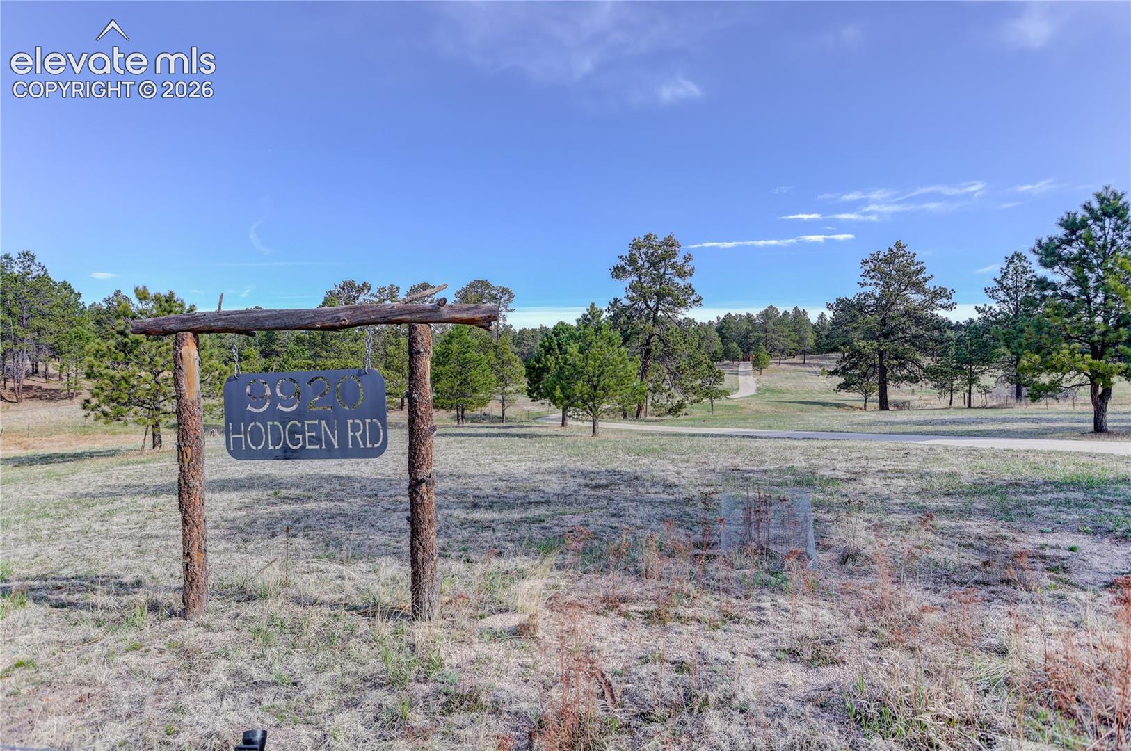 Listing photo 47 for 9920 Hodgen Road