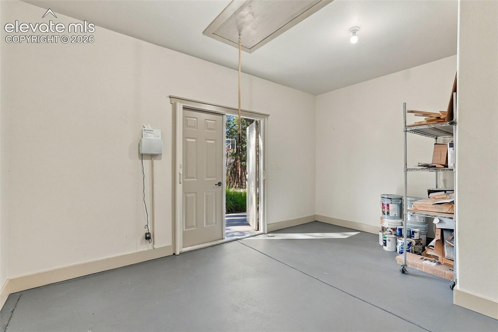 Listing photo 46 for 18825 Pagentry Place