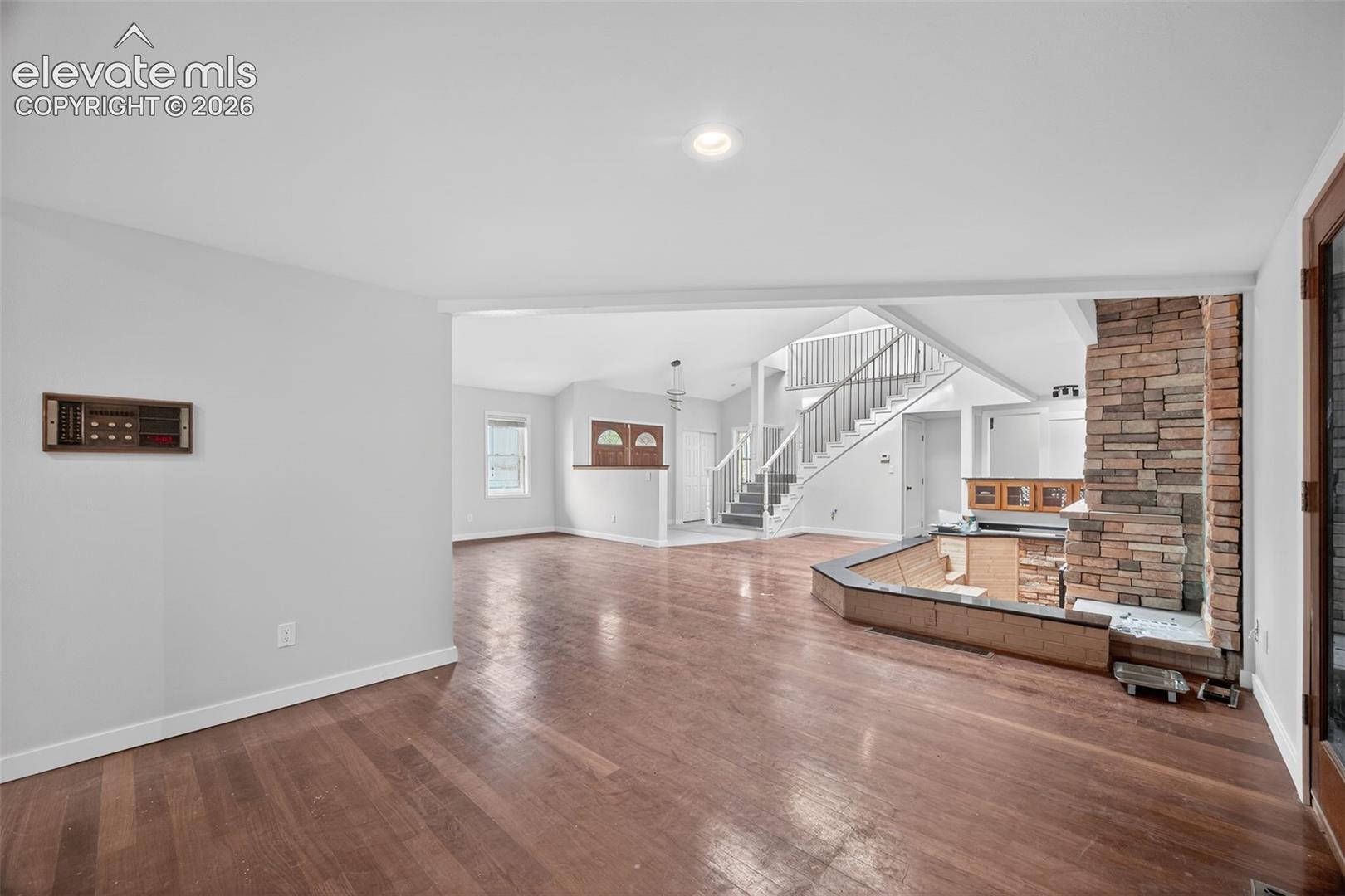 Listing photo 31 for 4180 S Monaco Parkway
