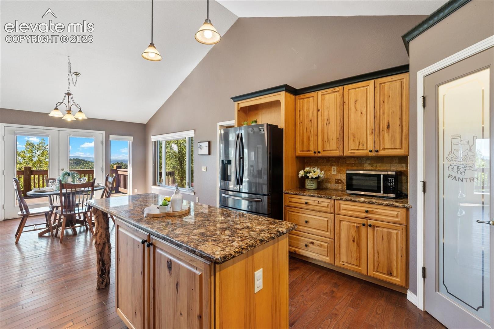 Listing photo 15 for 516 Saguache Drive