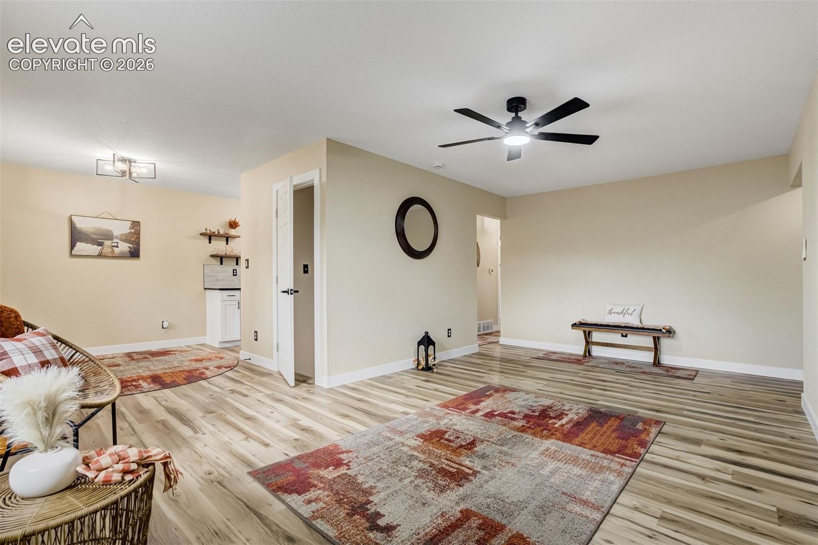 Listing photo 11 for 1730 Auburn Drive