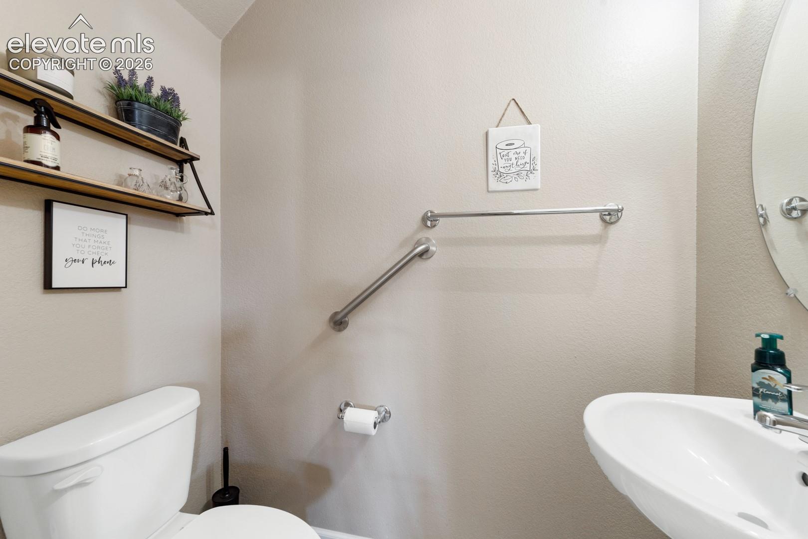 Listing photo 9 for 4319 Alder Springs View
