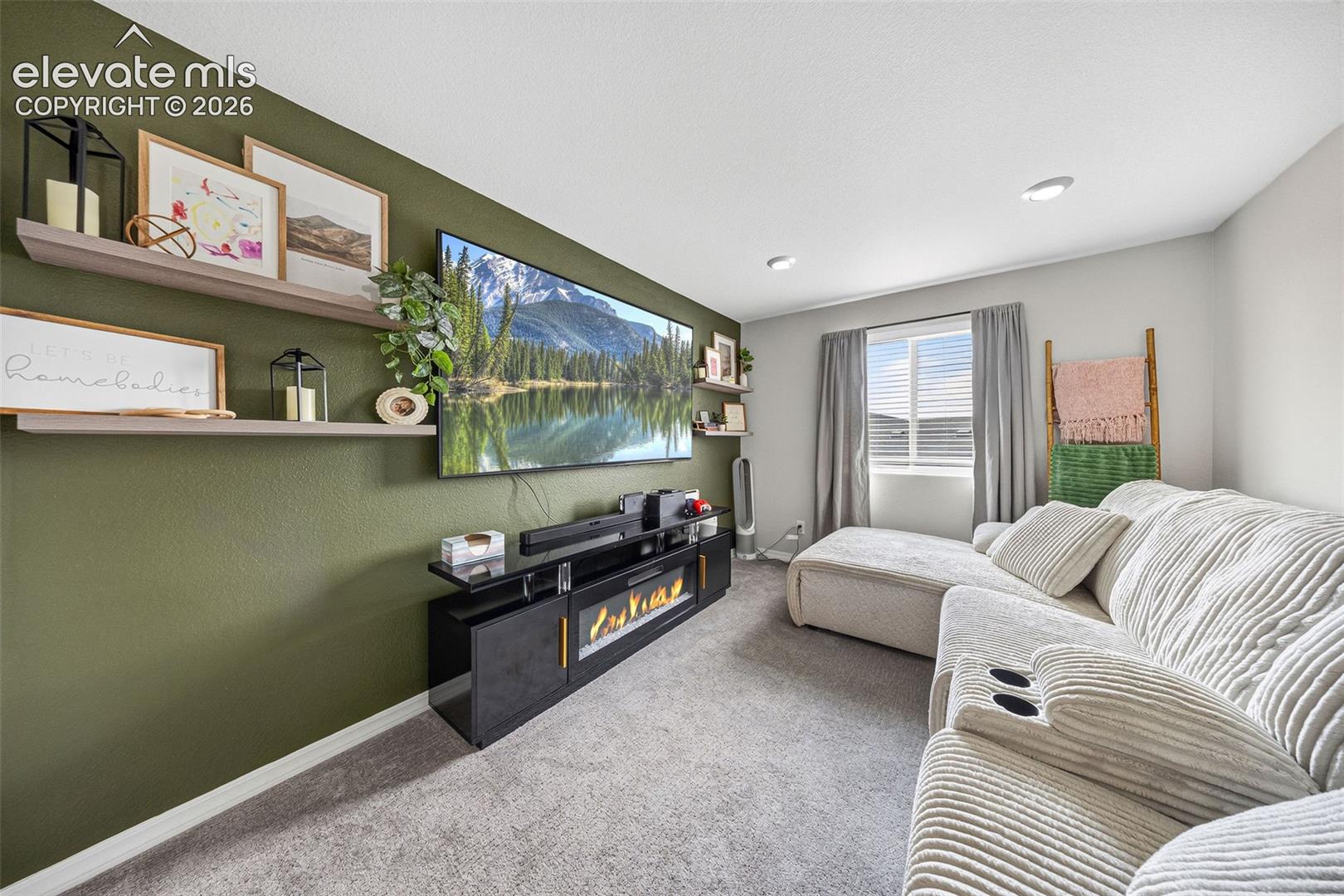 Listing photo 14 for 9941 Ledgestone Terrace