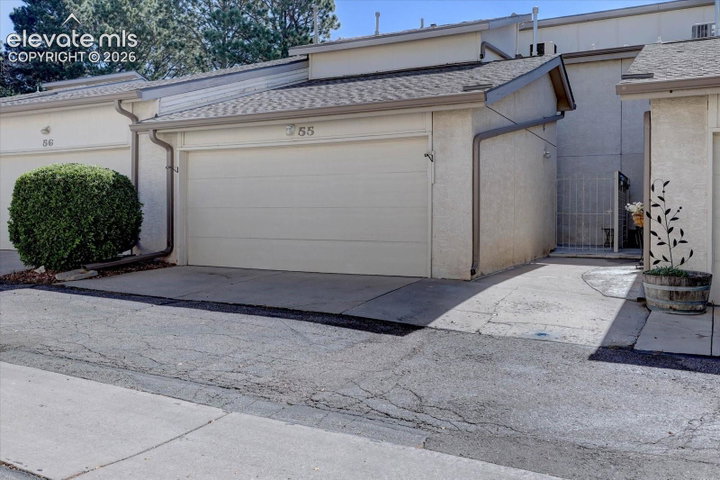 3330 Templeton Gap Road 55 — listing photo