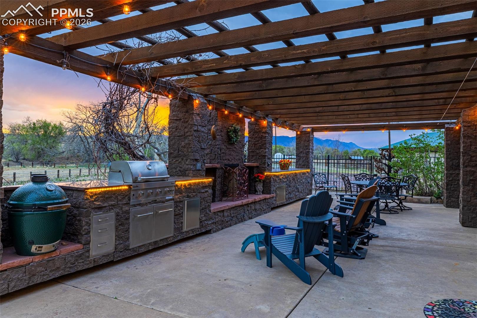 Listing photo 9 for 11960 Old Pueblo Road