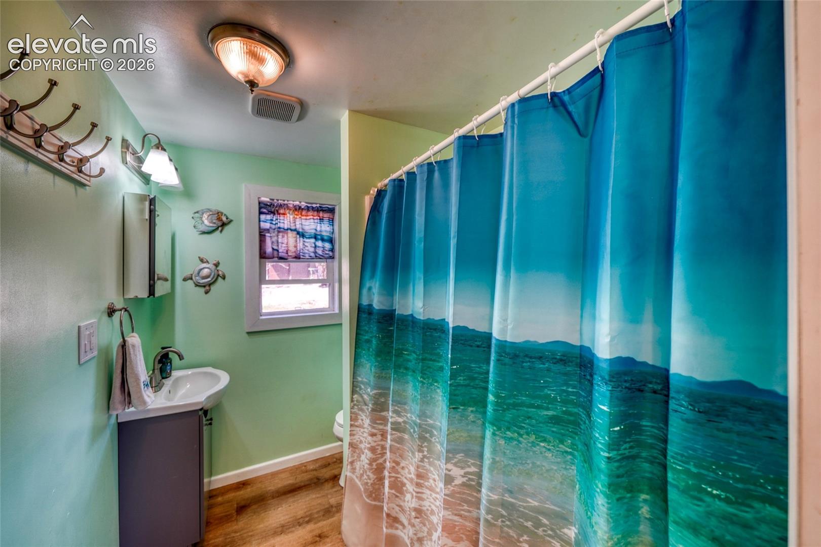 Listing photo 30 for 1867 Woodland Avenue