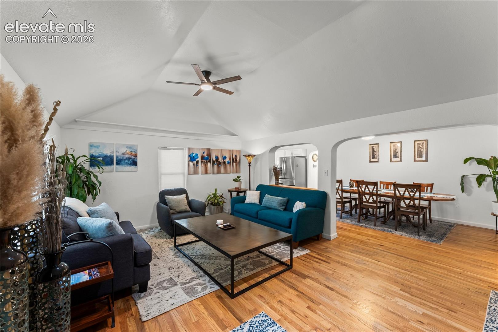 Listing photo 6 for 2706 W Pikes Peak Avenue