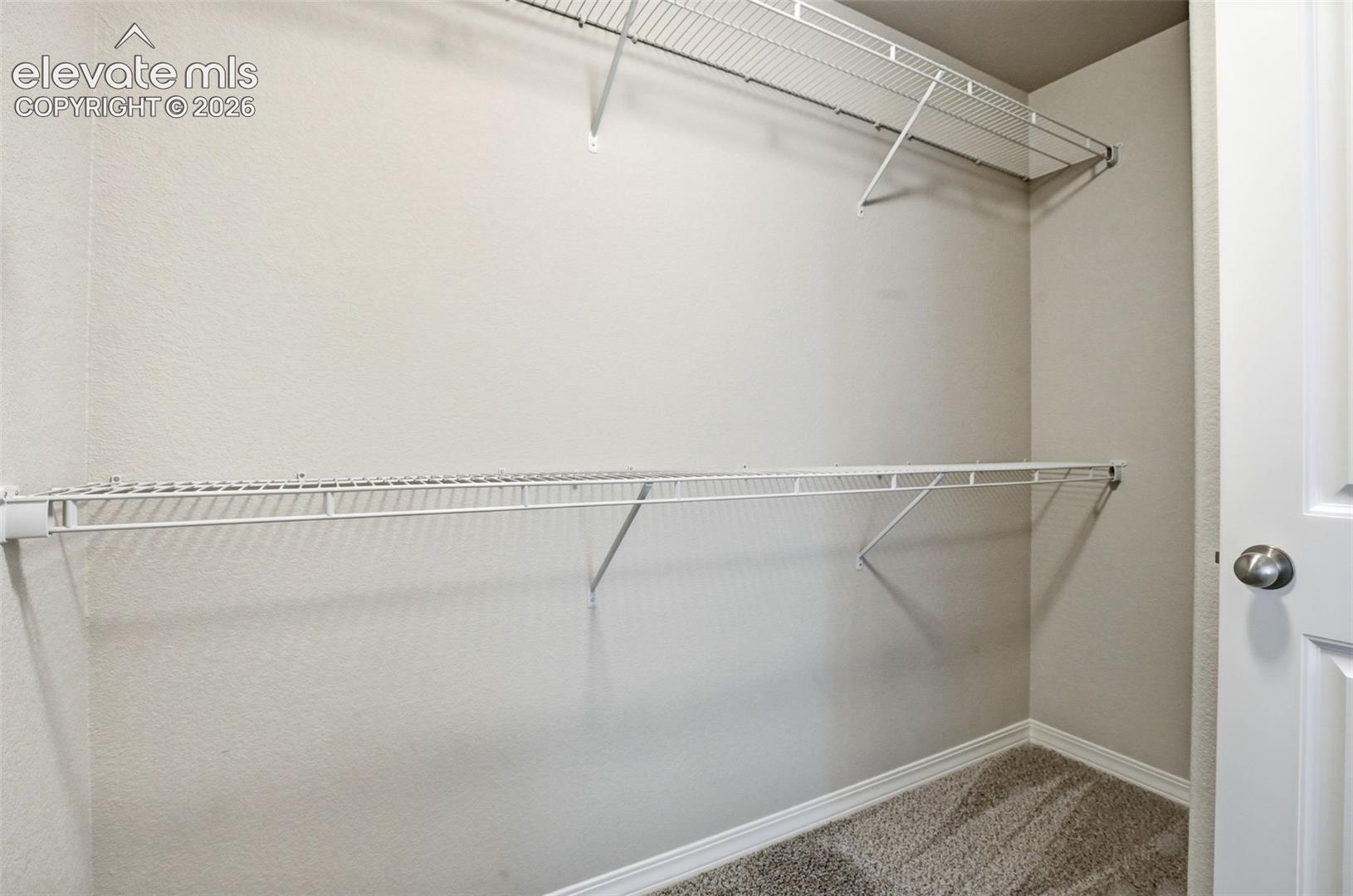 Listing photo 23 for 10725 Traders Parkway