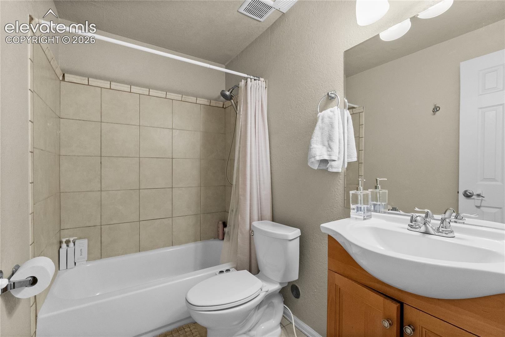 Listing photo 23 for 12536 Catch Pen Road