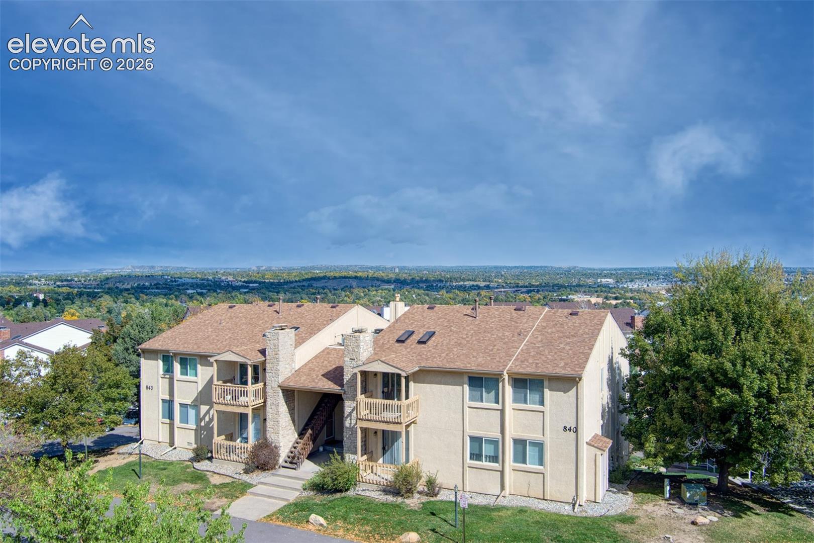 Listing photo 2 for 840 Tenderfoot Hill Road 204