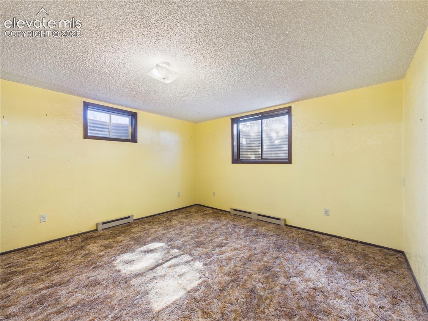 Listing photo 26 for 1980 27th Lane