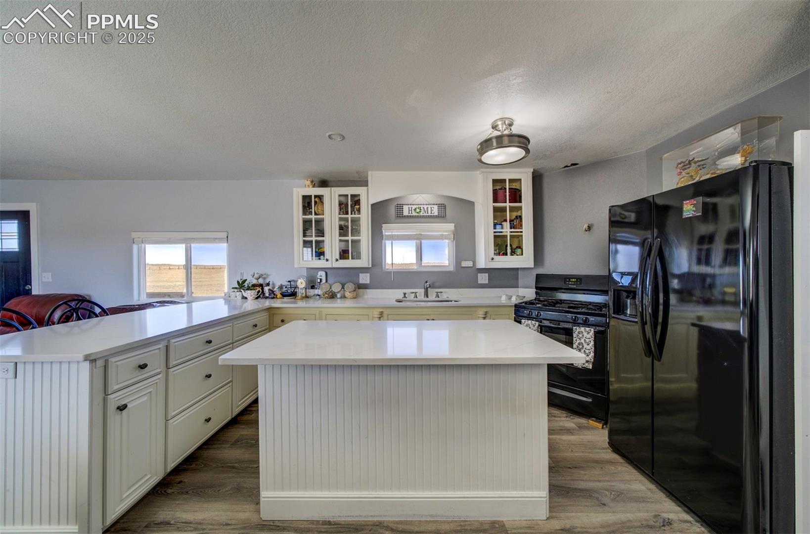 Listing photo 17 for 24225 Myers Road