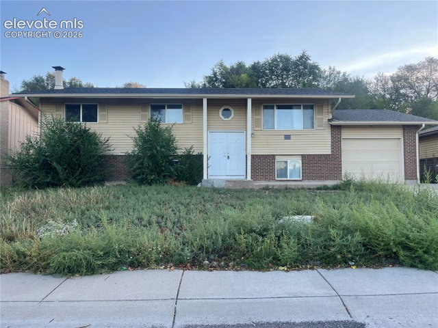 640 Squire Street — listing photo