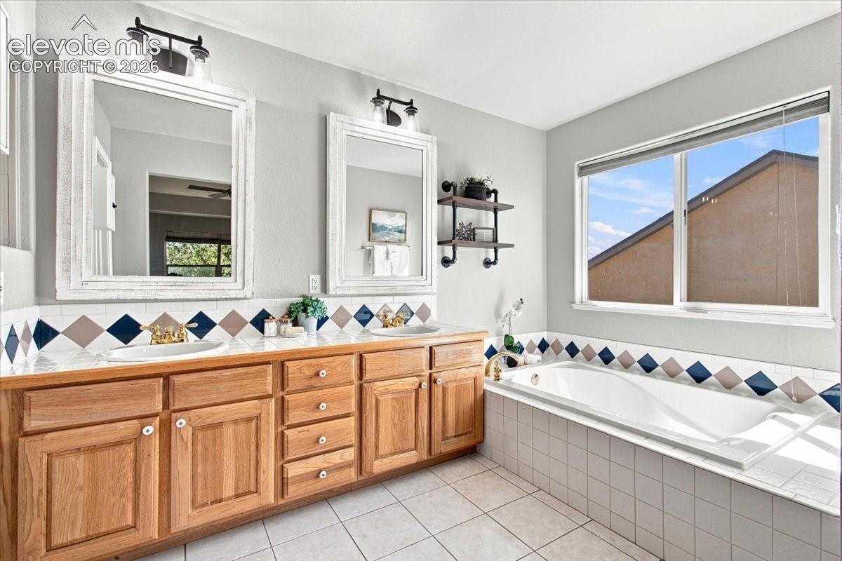 Listing photo 24 for 8436 Windy Hill Drive