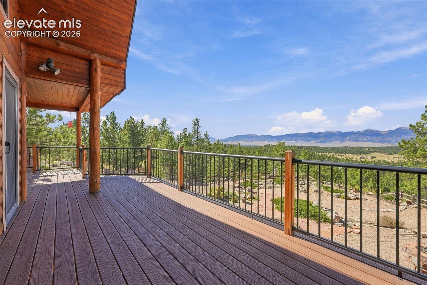 Listing photo 39 for 2362 Black Fawn Lane
