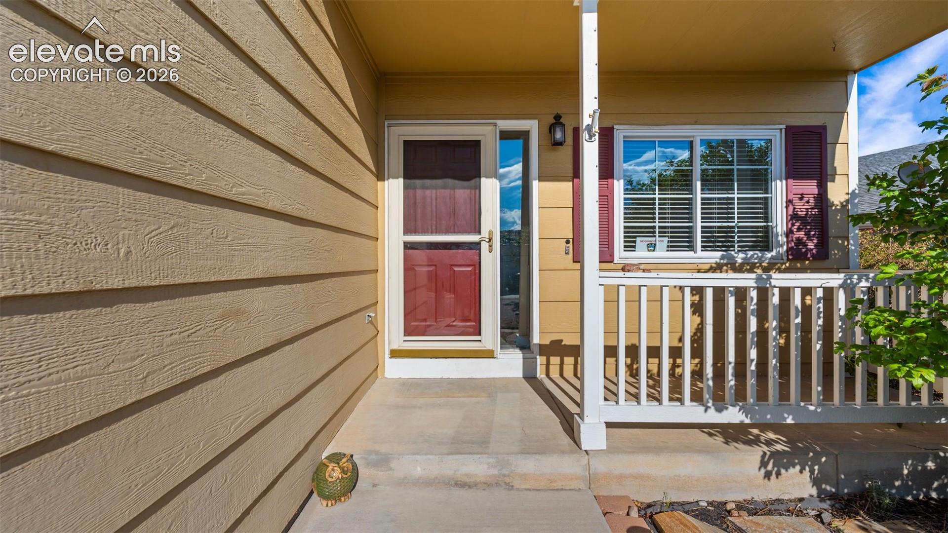 Listing photo 4 for 6348 La Plata Peak Drive