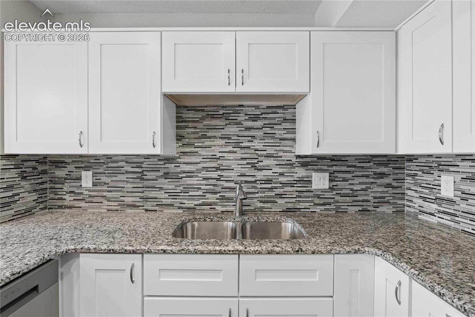 Listing photo 11 for 2147 Denton Grove 102