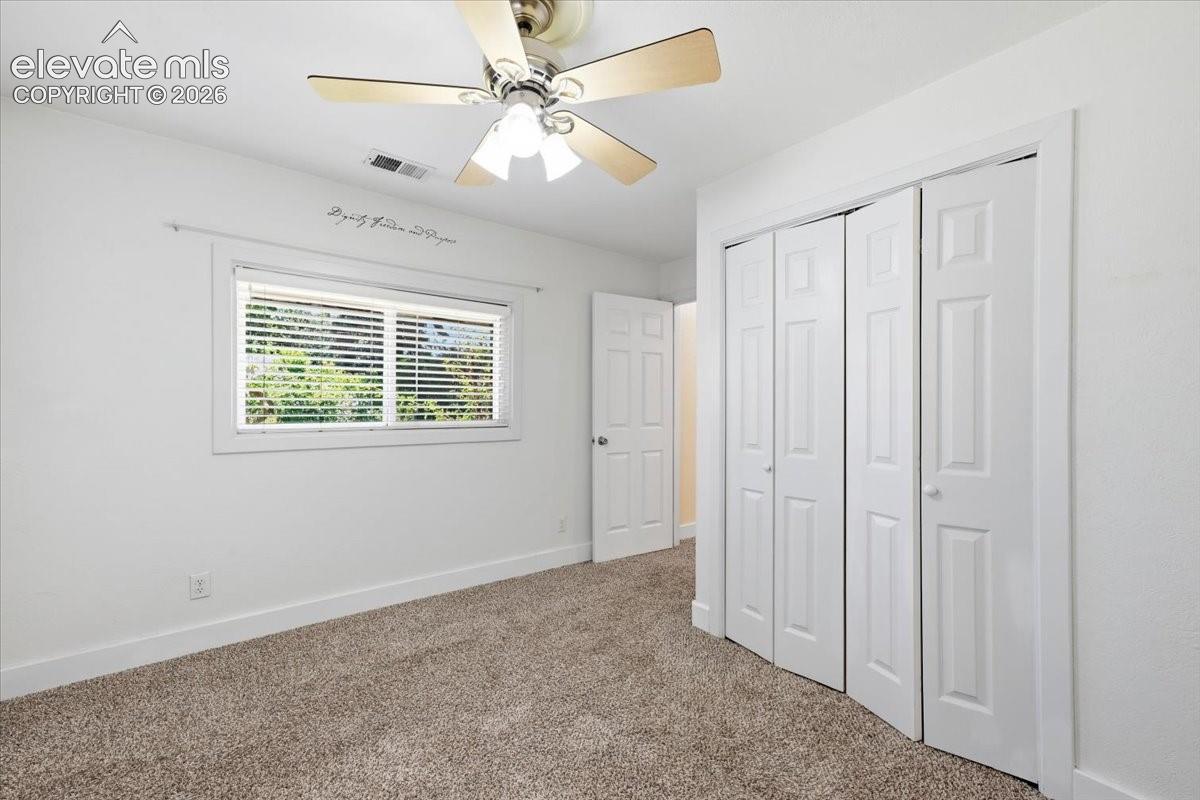 912 Sheridan Avenue, photo 38