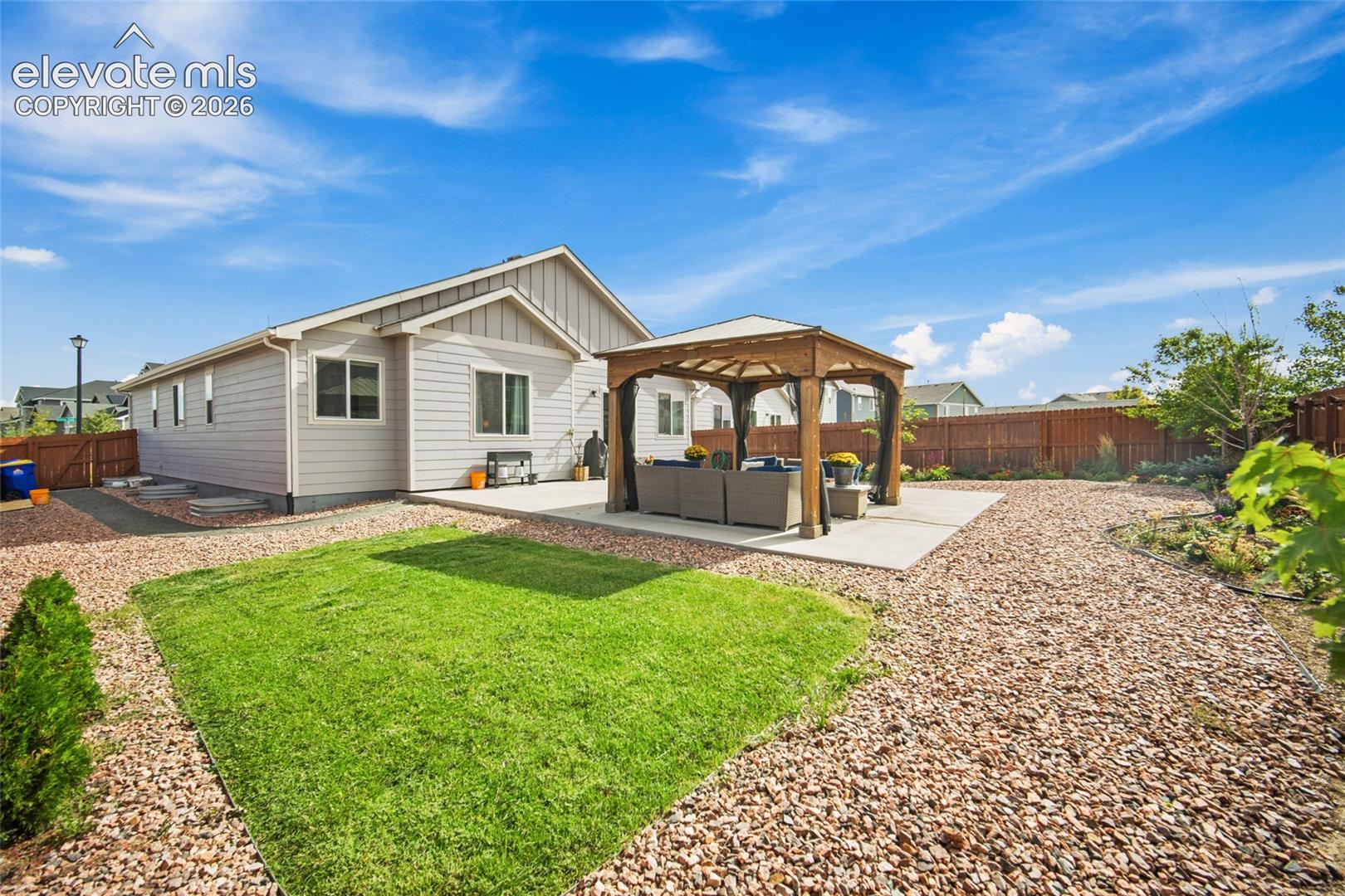 Listing photo 38 for 9790 Vistas Park Drive