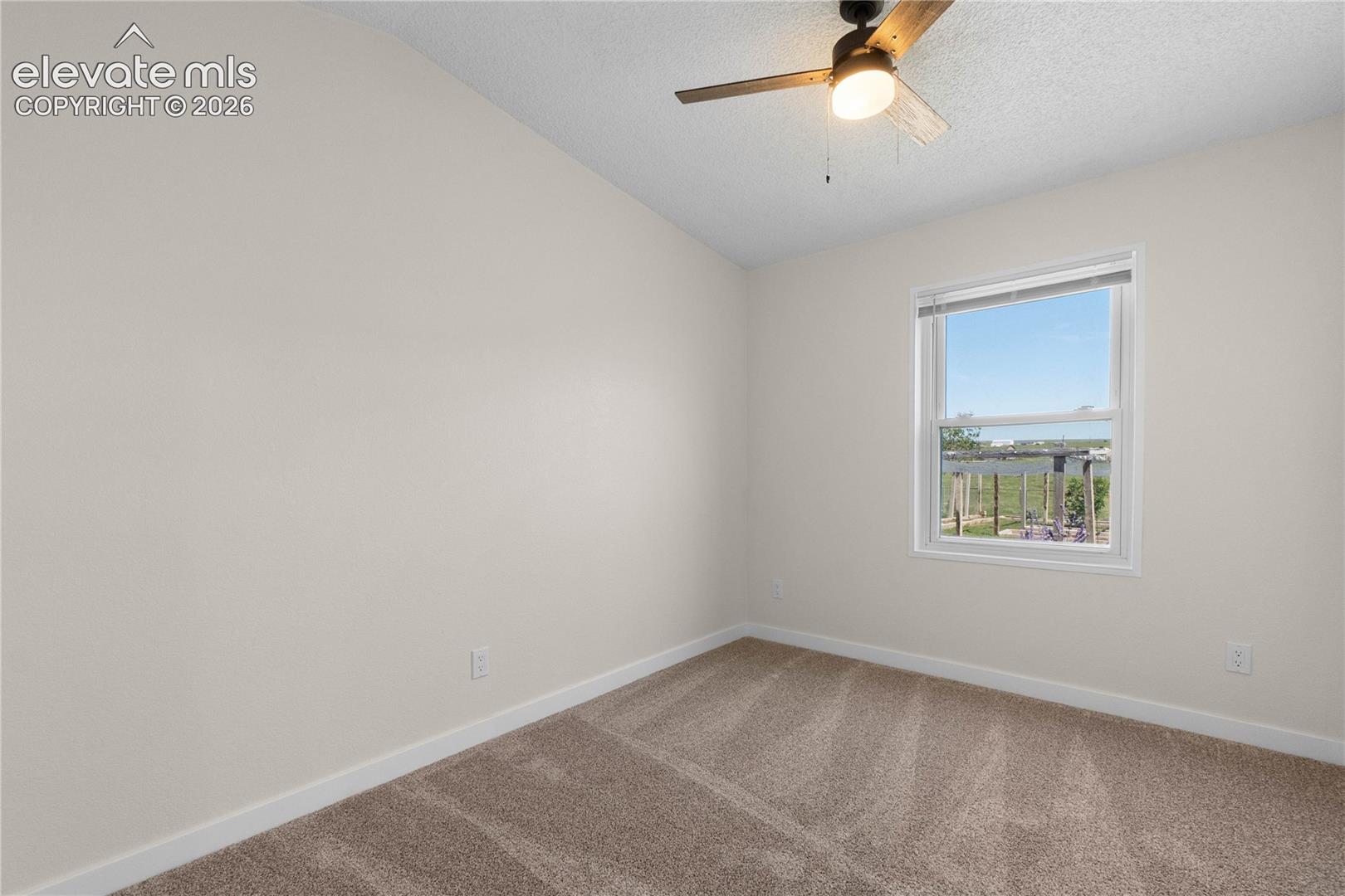 Listing photo 33 for 29950 Big Springs Road