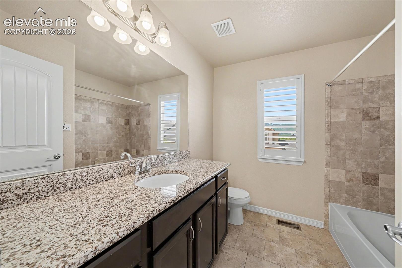 Listing photo 21 for 803 Deschutes Drive