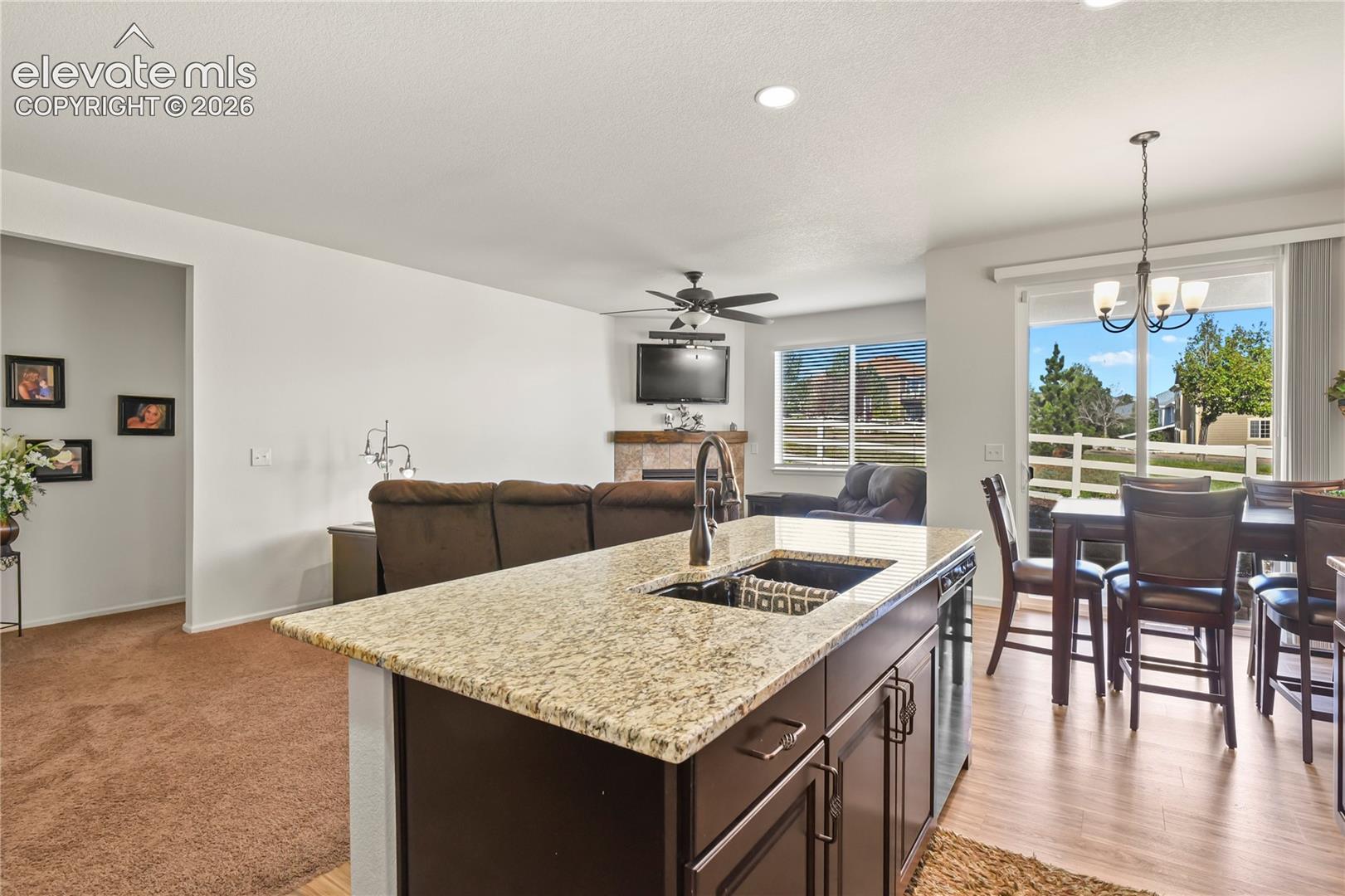 Listing photo 8 for 3921 John Court