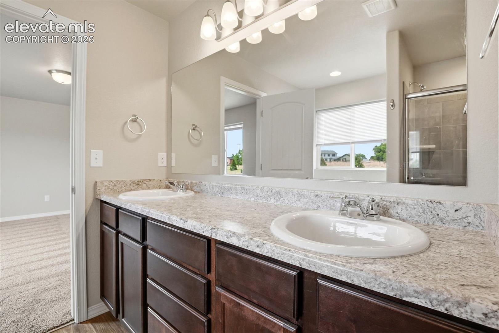 Listing photo 21 for 10725 Traders Parkway