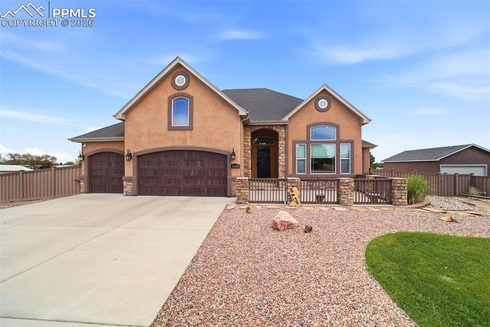 1024 Greenbrier Drive