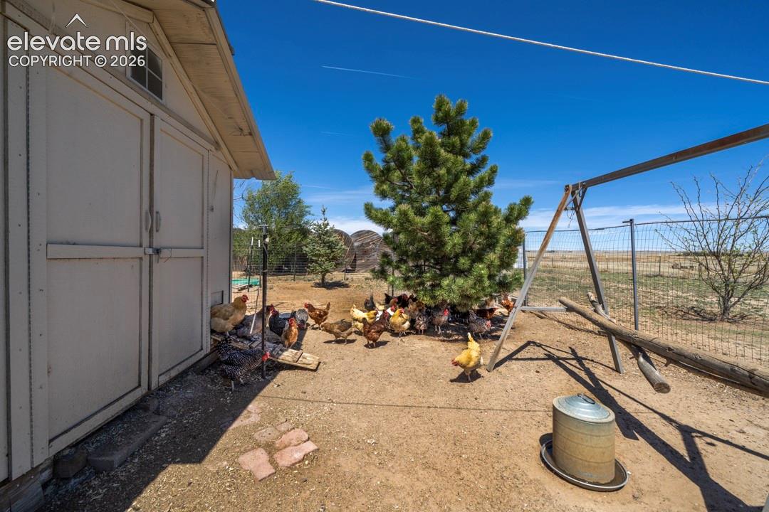 Listing photo 31 for 755 High Prairie Point
