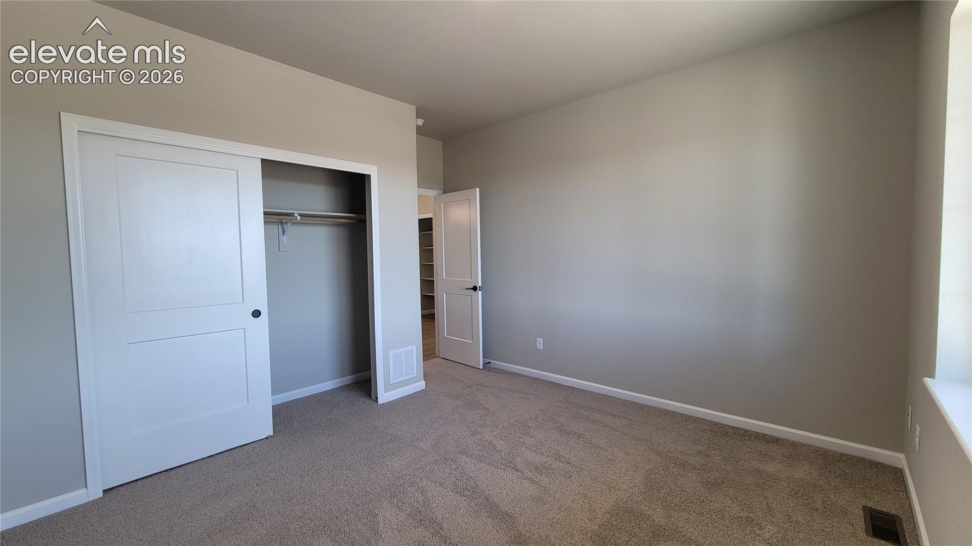 Listing photo 5 for 6658 Miro Lane