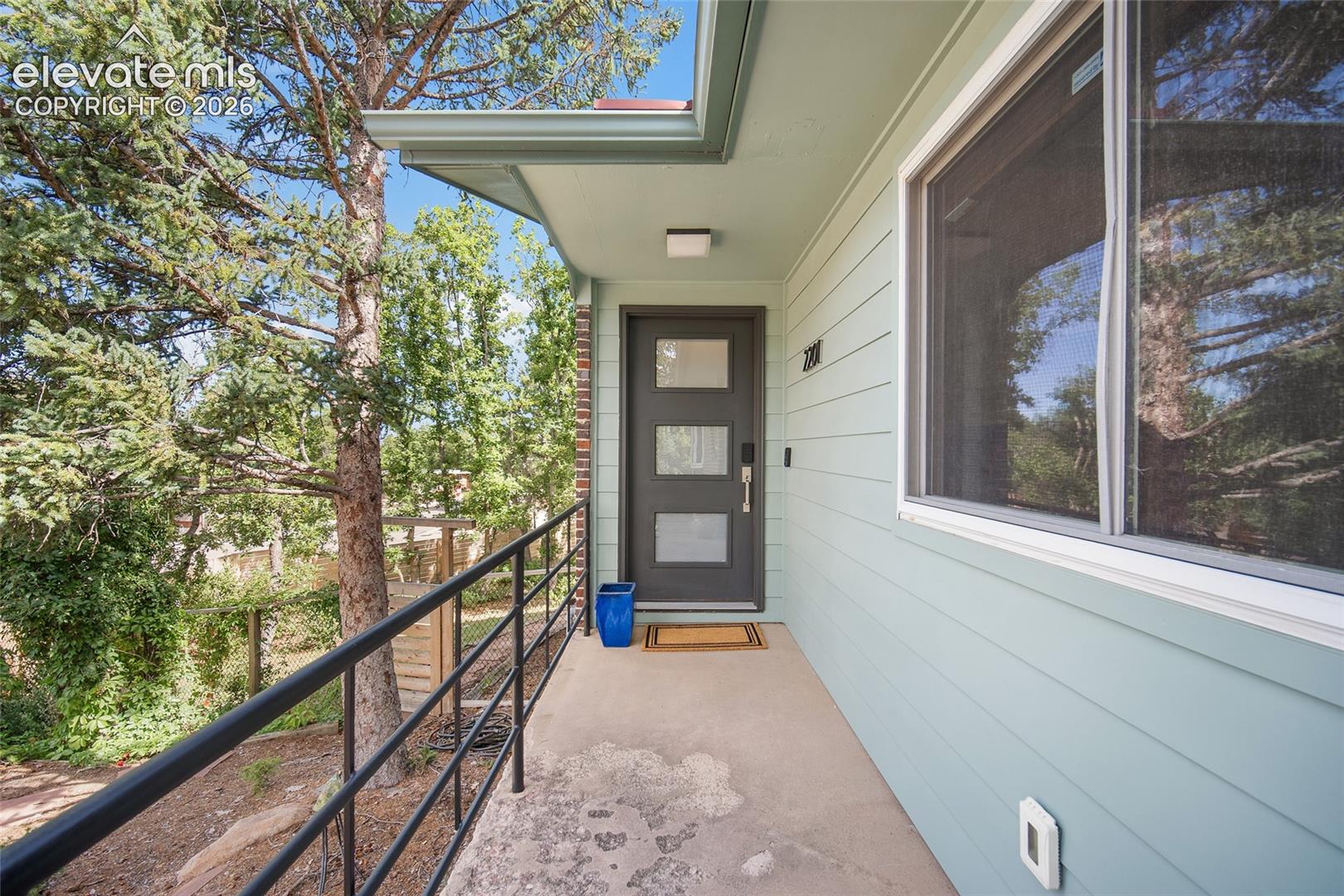 2201 Hercules Drive, photo 8