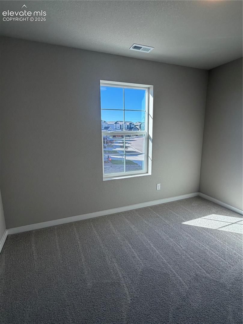 Listing photo 12 for 5320 Bolte Grove